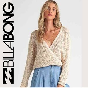 Billabong Sweet Bliss sweater (NWT) in White Cap, Size L